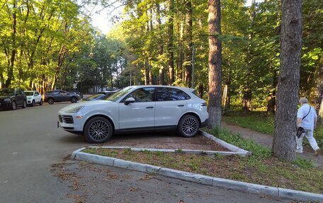 Porsche Cayenne III, 2019 год, 8 600 000 рублей, 2 фотография