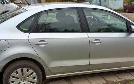 Volkswagen Polo VI (EU Market), 2011 год, 700 000 рублей, 4 фотография