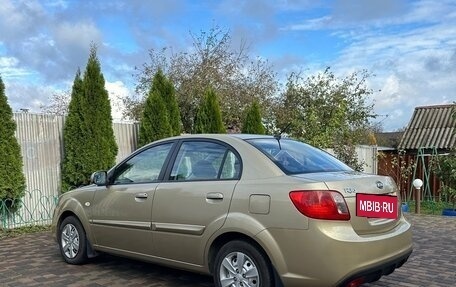 KIA Rio II, 2011 год, 830 000 рублей, 4 фотография