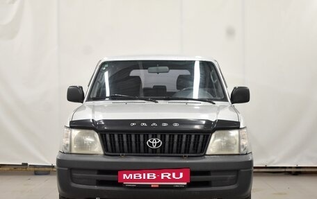 Toyota Land Cruiser Prado 90 рестайлинг, 2001 год, 1 150 000 рублей, 2 фотография