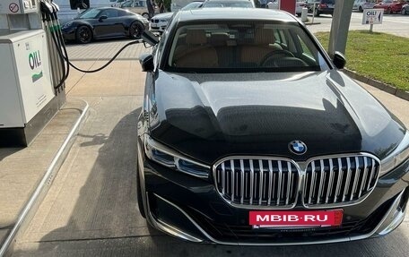 BMW 7 серия, 2019 год, 7 100 000 рублей, 10 фотография