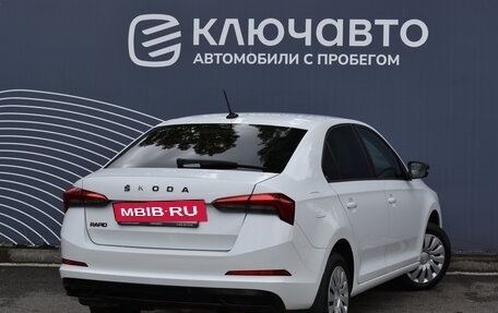 Skoda Rapid II, 2021 год, 1 890 000 рублей, 2 фотография