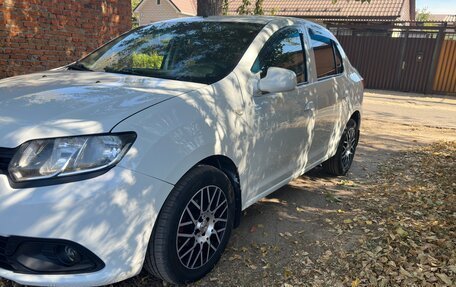 Renault Logan II, 2018 год, 730 000 рублей, 5 фотография