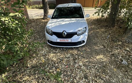 Renault Logan II, 2018 год, 730 000 рублей, 15 фотография