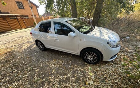 Renault Logan II, 2018 год, 730 000 рублей, 11 фотография