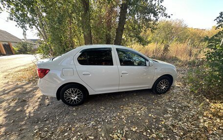 Renault Logan II, 2018 год, 730 000 рублей, 16 фотография