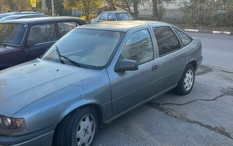 Opel Vectra A, 1989 год, 83 000 рублей, 4 фотография