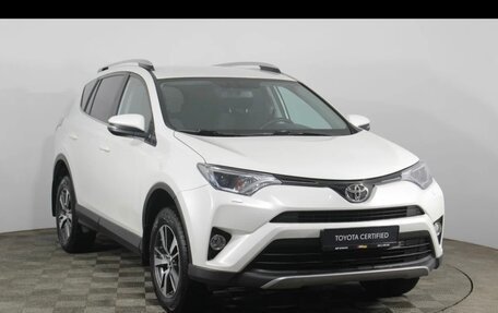 Toyota RAV4, 2017 год, 3 100 000 рублей, 14 фотография