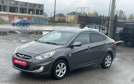 Hyundai Solaris II рестайлинг, 2013 год, 830 000 рублей, 17 фотография