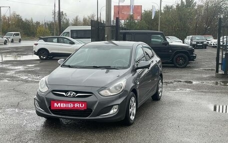 Hyundai Solaris II рестайлинг, 2013 год, 830 000 рублей, 19 фотография