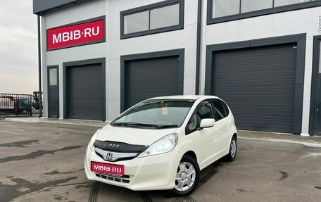 Honda Fit III, 2011 год, 1 099 999 рублей, 1 фотография