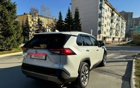 Toyota RAV4, 2020 год, 4 550 000 рублей, 16 фотография