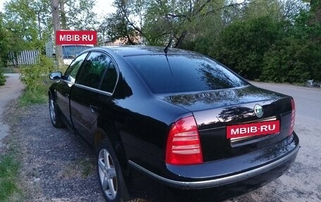 Skoda Superb III рестайлинг, 2005 год, 550 000 рублей, 2 фотография