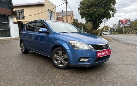 KIA cee'd I рестайлинг, 2010 год, 925 000 рублей, 4 фотография