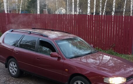 Toyota Camry, 1993 год, 670 000 рублей, 4 фотография