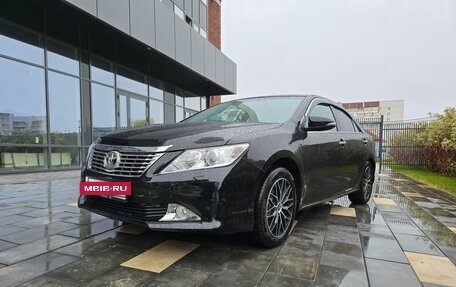 Toyota Camry, 2012 год, 1 700 000 рублей, 5 фотография