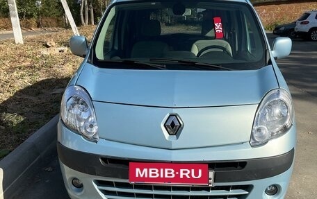 Renault Kangoo II рестайлинг, 2011 год, 850 000 рублей, 2 фотография