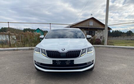 Skoda Octavia, 2018 год, 1 850 000 рублей, 2 фотография