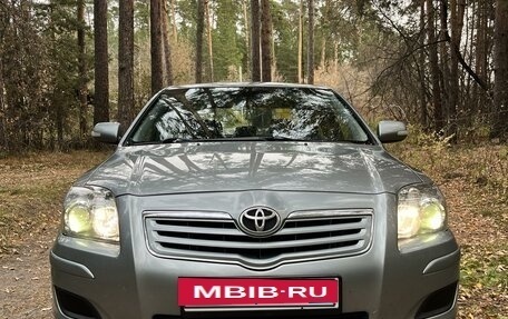 Toyota Avensis III рестайлинг, 2007 год, 1 100 000 рублей, 4 фотография