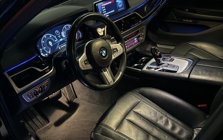 BMW 7 серия, 2017 год, 3 500 000 рублей, 23 фотография