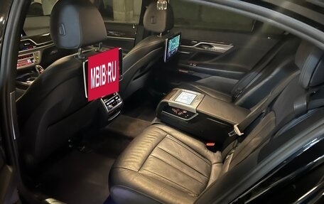 BMW 7 серия, 2017 год, 3 500 000 рублей, 30 фотография