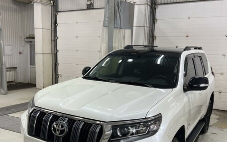 Toyota Land Cruiser Prado 150 рестайлинг 2, 2018 год, 5 699 000 рублей, 3 фотография