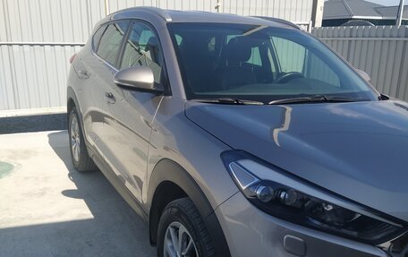 Hyundai Tucson III, 2018 год, 2 300 000 рублей, 2 фотография