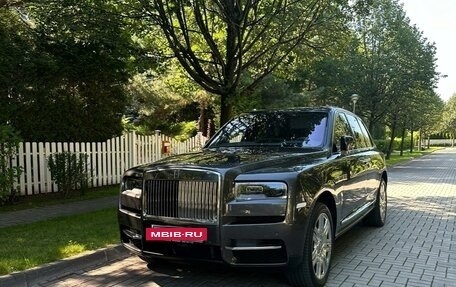 Rolls-Royce Cullinan, 2021 год, 56 000 000 рублей, 4 фотография