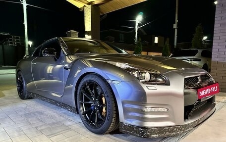 Nissan GT-R, 2010 год, 10 000 000 рублей, 9 фотография