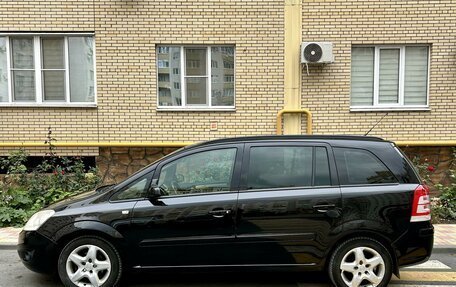 Opel Zafira B, 2008 год, 710 000 рублей, 2 фотография