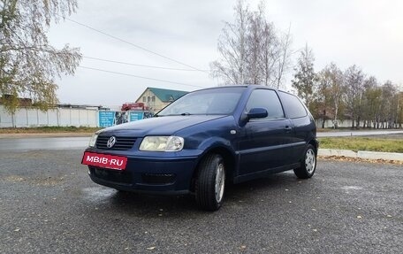 Volkswagen Polo III рестайлинг, 2000 год, 250 000 рублей, 6 фотография