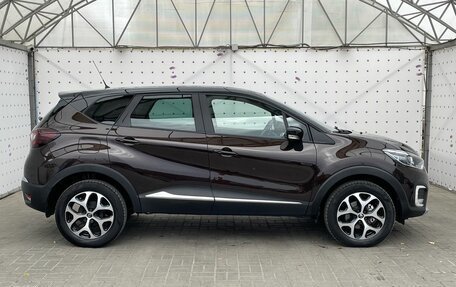 Renault Kaptur I рестайлинг, 2017 год, 1 795 000 рублей, 10 фотография