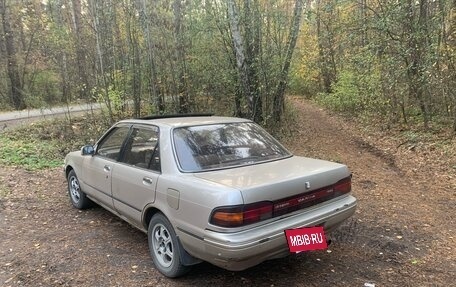 Toyota Carina, 1990 год, 250 000 рублей, 3 фотография