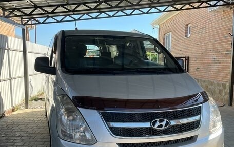 Hyundai Grand Starex Grand Starex I рестайлинг 2, 2009 год, 1 490 000 рублей, 15 фотография