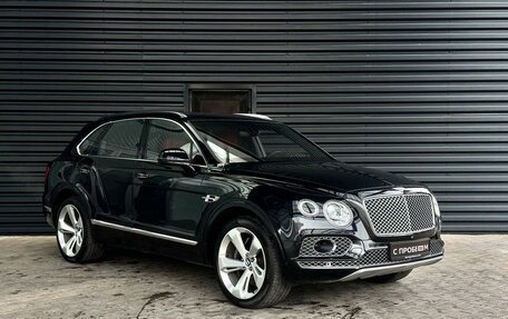 Bentley Bentayga I, 2016 год, 15 500 000 рублей, 7 фотография