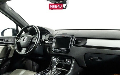 Volkswagen Touareg III, 2017 год, 3 499 000 рублей, 9 фотография