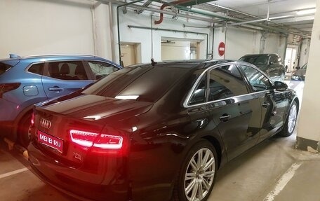 Audi A8, 2011 год, 1 750 000 рублей, 5 фотография