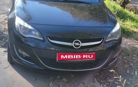 Opel Astra J, 2013 год, 941 000 рублей, 9 фотография