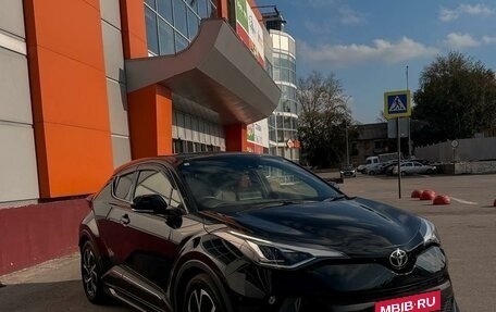 Toyota C-HR I рестайлинг, 2020 год, 2 460 000 рублей, 1 фотография