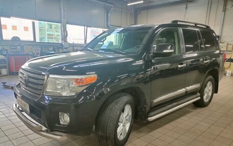 Toyota Land Cruiser 200, 2012 год, 3 900 000 рублей, 8 фотография