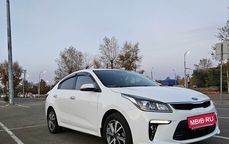 KIA Rio IV, 2018 год, 1 595 000 рублей, 3 фотография