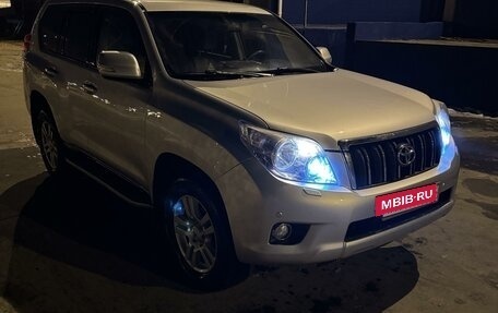 Toyota Land Cruiser Prado 150 рестайлинг 2, 2013 год, 3 100 000 рублей, 5 фотография