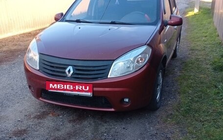 Renault Sandero I, 2010 год, 420 000 рублей, 3 фотография