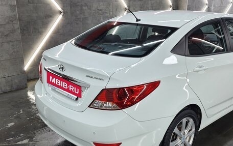 Hyundai Solaris II рестайлинг, 2012 год, 1 200 000 рублей, 9 фотография