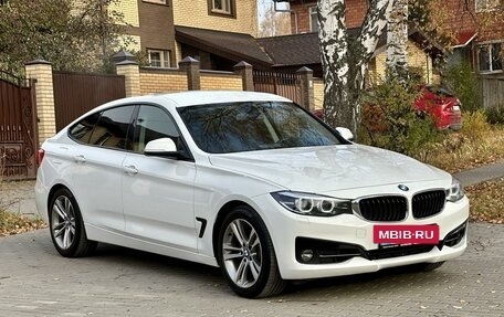 BMW 3 серия, 2018 год, 2 899 000 рублей, 2 фотография