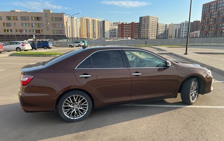 Toyota Camry, 2017 год, 2 450 000 рублей, 5 фотография