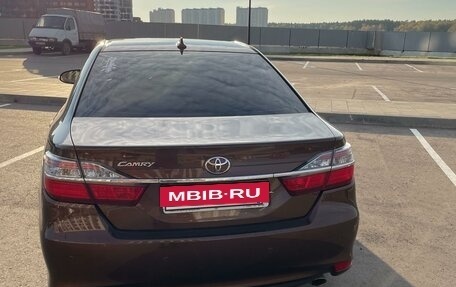 Toyota Camry, 2017 год, 2 450 000 рублей, 6 фотография