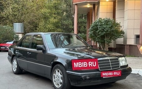 Mercedes-Benz E-Класс, 1993 год, 420 000 рублей, 2 фотография