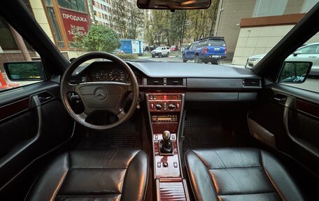 Mercedes-Benz E-Класс, 1993 год, 420 000 рублей, 12 фотография