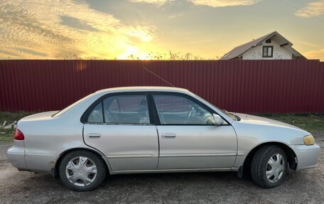 Toyota Corolla, 2001 год, 370 000 рублей, 9 фотография